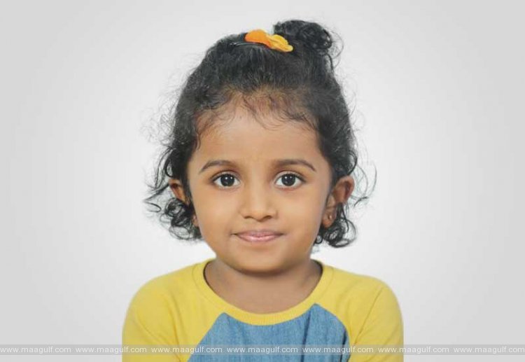 విషాదం.. బస్సులో చిక్కుకొని కిండర్ గార్టెన్ స్టూడెంట్ మృతి